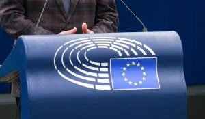 EU lawmakers propose that youth under 16 be barred from social media without parental consent