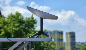 Ukraine tightens controls on Starlink terminals to counter Russian drones